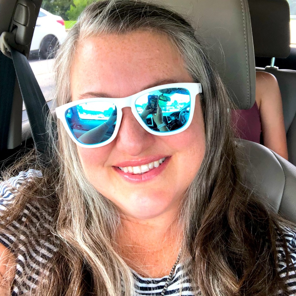 Meet your Posher, Christina